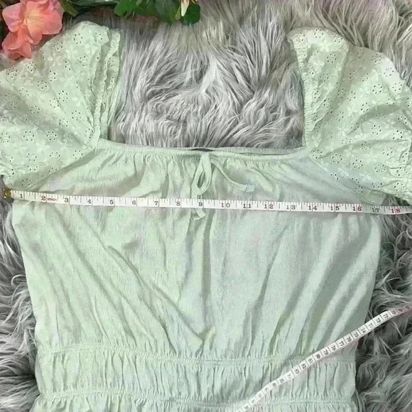 Primark Green Eyelet Floral Puff Sleeve Stretch Crop Smocked Peasant Blouse, S - Picture 10 of 12